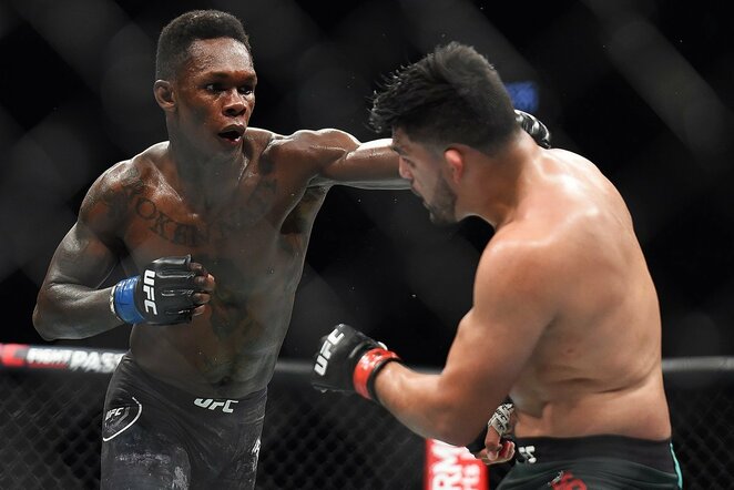 Israelis Adesanya – Kelvinas Gastelumas | Scanpix nuotr.