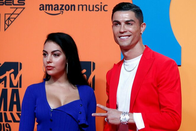 Georgina Rodriguez ir Cristiano Ronaldo | Scanpix nuotr.