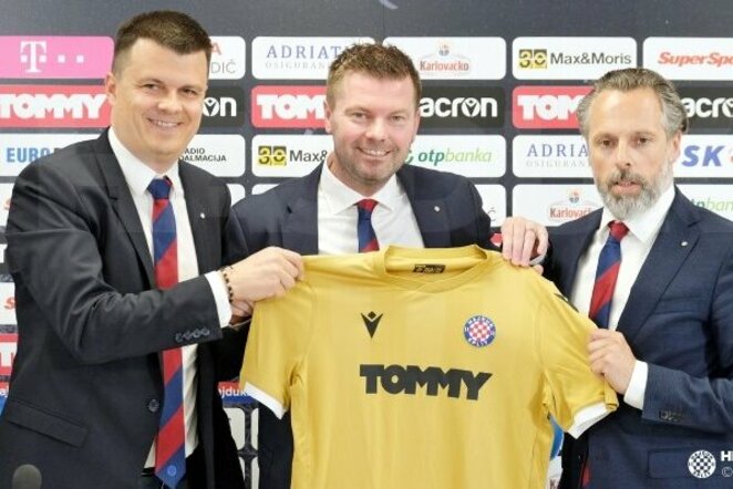Mindaugas Nikoličius (kair.) ir Jensas Gustafssonas (centre) | Organizatorių nuotr.