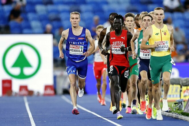 Vyrų 5000 m bėgimas |  EPA / TOLGA AKMEN