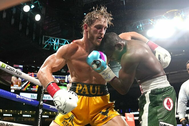 Loganas Paulas ir Floydas Mayweatheris | Scanpix nuotr.