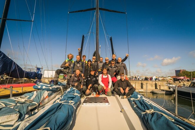 Lietuvos „Ambersail 2“ įgulos rankose – bekompromisė pergalė prieš identišką konkurentų jachtą | G.Neniškio nuotr.