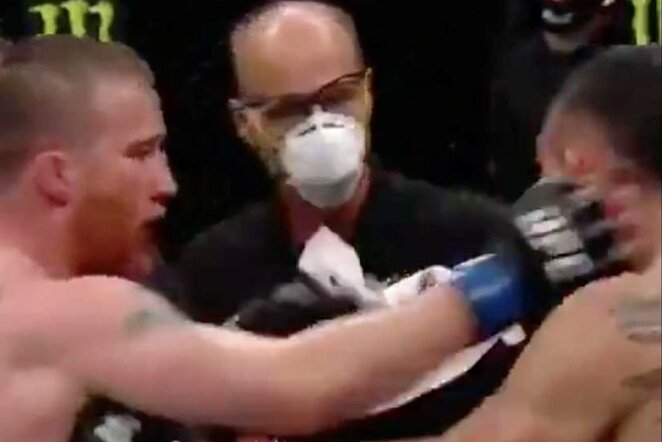 Justinas Gaethje ir Tony Fergusonas | „Stop“ kadras