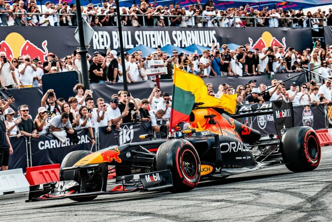 „Red Bull Showrun“ | Vytauto Dranginio nuotr.