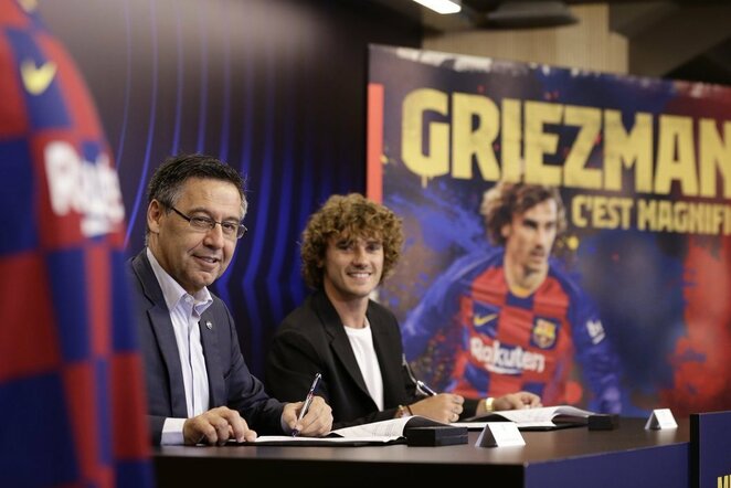 Antoine'as Griezmannas buvo pristatytas Barselonoje | „Twitter“ nuotr.