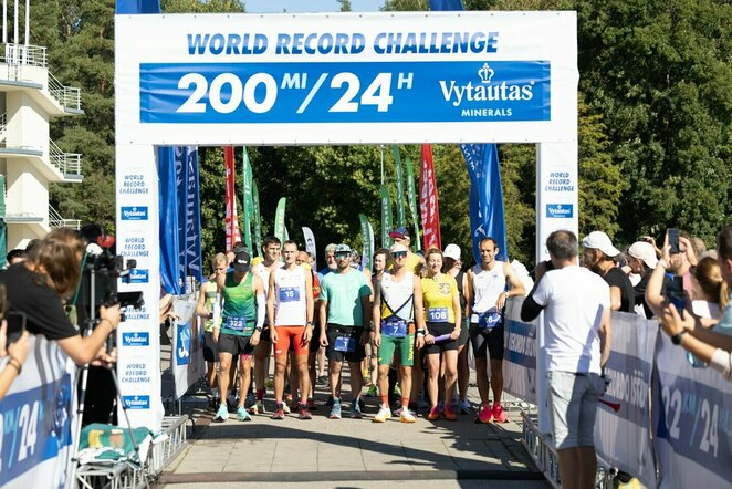 Vilniaus Vingio parke prasidėjo 24 valandų bėgimas | Sauliaus Čirbos nuotr.