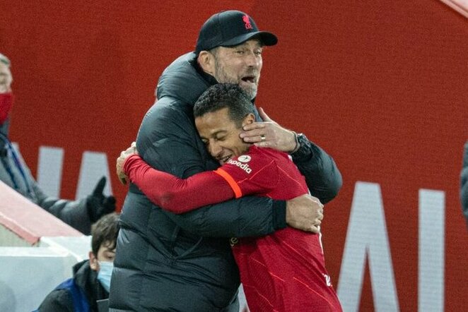 Jurgenas Kloppas ir Thiago Alcantara | Organizatorių nuotr.