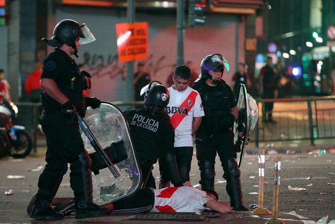 „River Plate“ sirgalių sukelti neramumai Buenos Airėse | Scanpix nuotr.