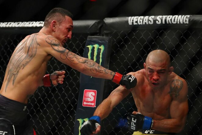 Maxas Holloway ir Jose Aldo | Scanpix nuotr.