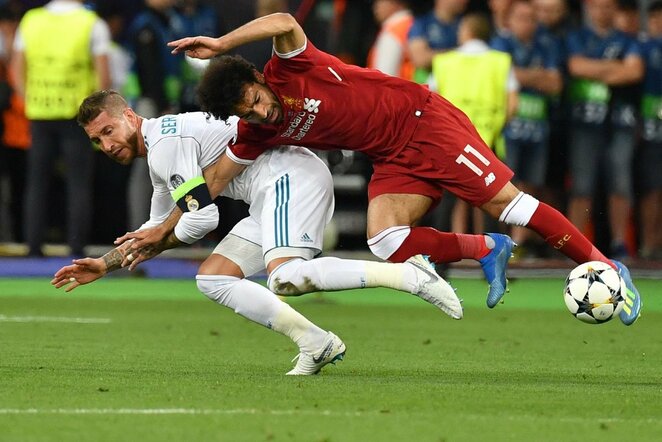 Sergio Ramosas ir Mohamedas Salah | Scanpix nuotr.