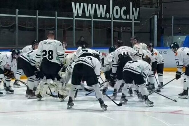 „Hockey Punks“ | „Stop“ kadras
