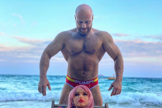 Jurijus Toločko | Instagram.com nuotr