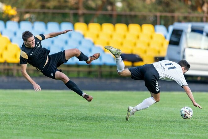 Lietuvos studentų futbolo lygos rungtynių akimirka | Organizatorių nuotr.