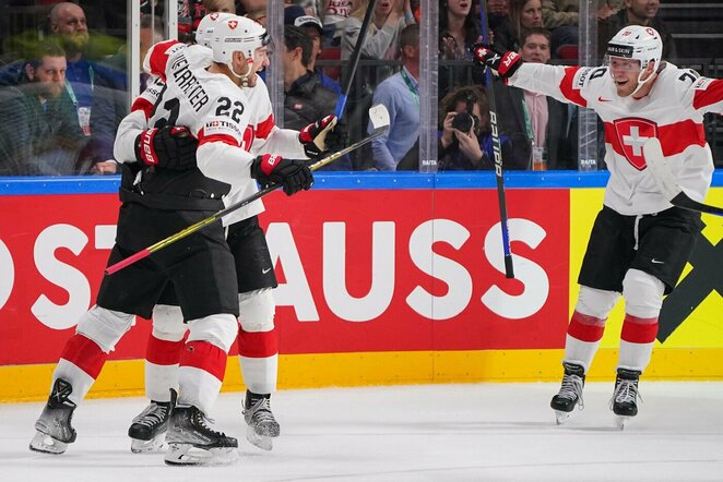 Šveicarija – Kanada rungtynių akimirka | IIHF nuotr.