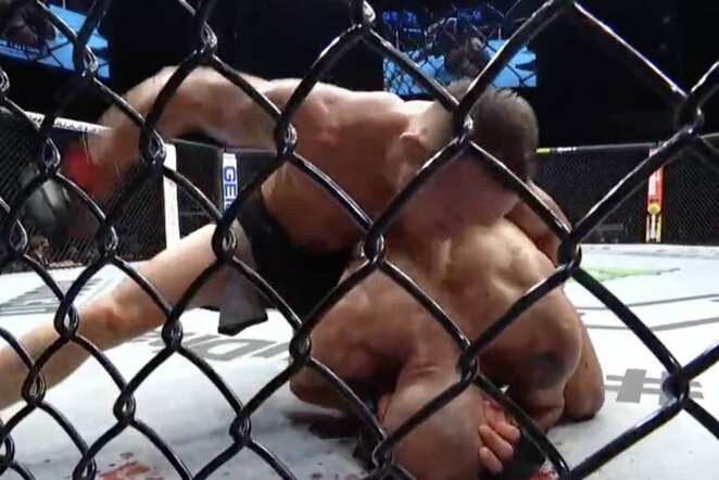 Jose Aldo ir Piotro Jano kovos akimirka | „Stop“ kadras