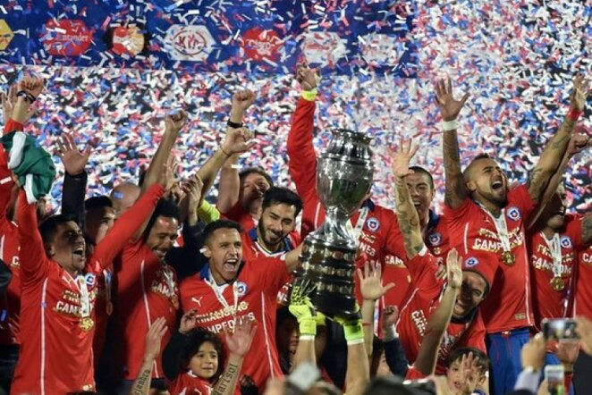 Čilės futbolininkai laimėjo Pietų Amerikos čemionatą | AFP/Scanpix nuotr.