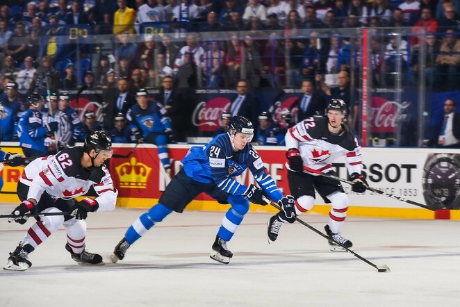 Suomių ir kanadiečių rungtynės | IIHF nuotr.