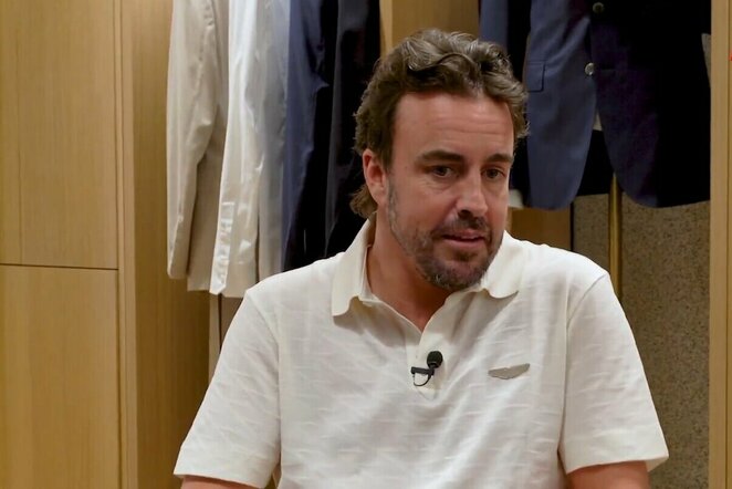 Fernando Alonso | „Stop“ kadras
