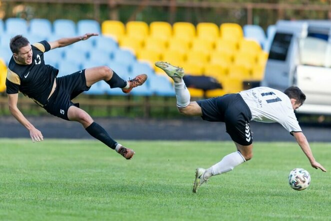 Lietuvos studentų futbolo lygos rungtynių akimirka | Organizatorių nuotr.