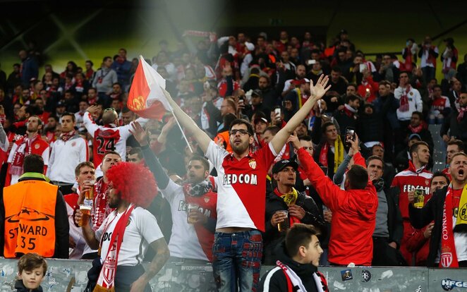 „Monaco“ fanai skandavo „Dortmund“ | Scanpix nuotr.