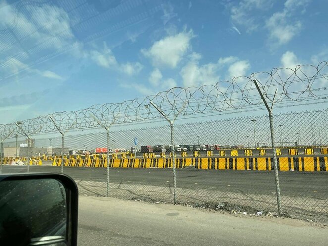 Antano Juknevičiaus komandos technika sėkmingai kirto Saudo Arabijos sieną | „KREDA“ komandos nuotr.