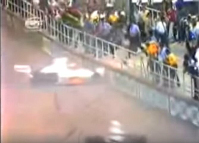 Jody Scheckterio avarija 1973 m. Didžiosios Britanijos GP lenktynėse | Youtube.com nuotr.