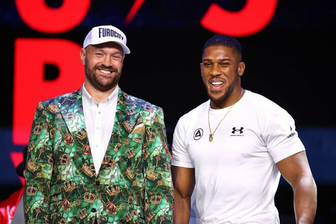 Tysono Fury ir Anthony Joshua spaudos konferencija |  EPA / TOLGA AKMEN