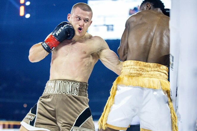 Eimantas Stanionis – Jabulani Makhense kovos akimirka | Teodoro Biliūno / BNS foto nuotr.