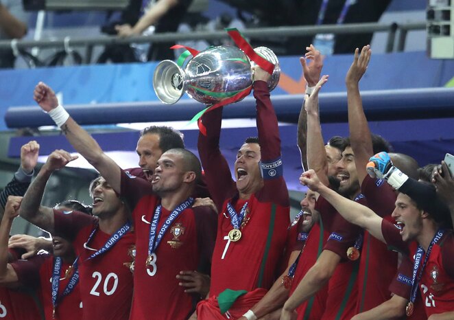 Portugalijos rinktinės triumfas ir prancūzų ašaros EURO 2016 finale | Scanpix nuotr.