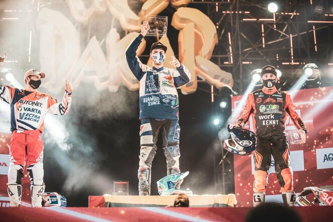 Arūnas Gelažninkas Dakaro finišo podiume ir apdovanojimuose | „Zigmas Dakar Team“ nuotr.