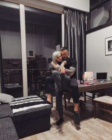 Arnoldas Misiūnas su sužadėtine Inga | asmeninio archyvo nuotr. Arnoldas Misiūnas su sužadėtine Inga | asmeninio archyvo nuotr.