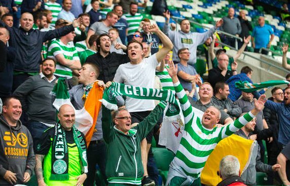 „Celtic“ fanai šaiposi iš varžovų | Scanpix nuotr.