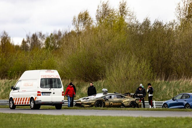 Sudaužytas „Lamborghini“ | Egidijaus Babelio nuotr.