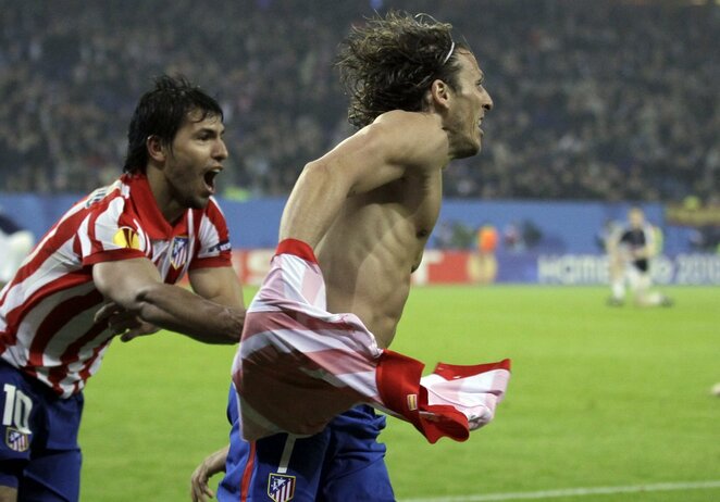 Sergio Aguero ir Diego Forlanas | Scanpix nuotr. Sergio Aguero ir Diego Forlanas | Scanpix nuotr.