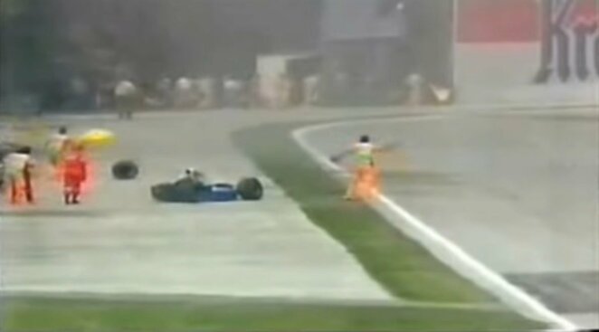 Ayrtono Sennos avarija 1994 m. San Marino GP lenktynėse | Youtube.com nuotr.