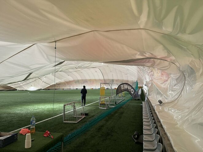 Subliuškęs &bdquo;Rato&ldquo; arenos kupolas | futbolas.lt nuotr.