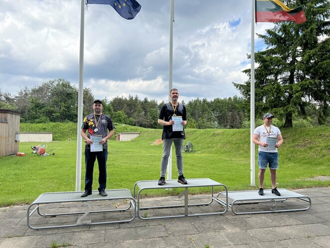 Tranšėjinės aikštelės prizininkai | Organizatorių nuotr. Tranšėjinės aikštelės prizininkai | Organizatorių nuotr.