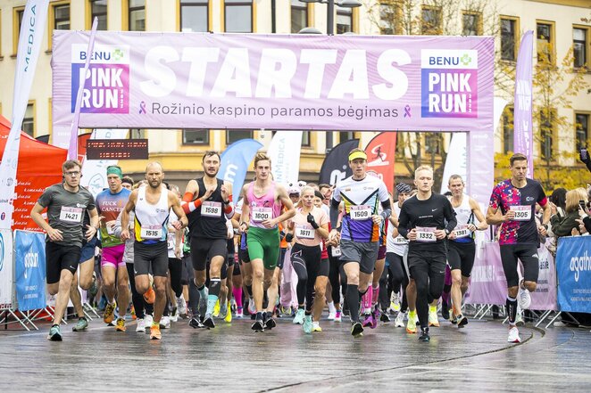 „Pink Run su BENU“ paramos bėgimas | Roko Lukoševičiaus nuotr.