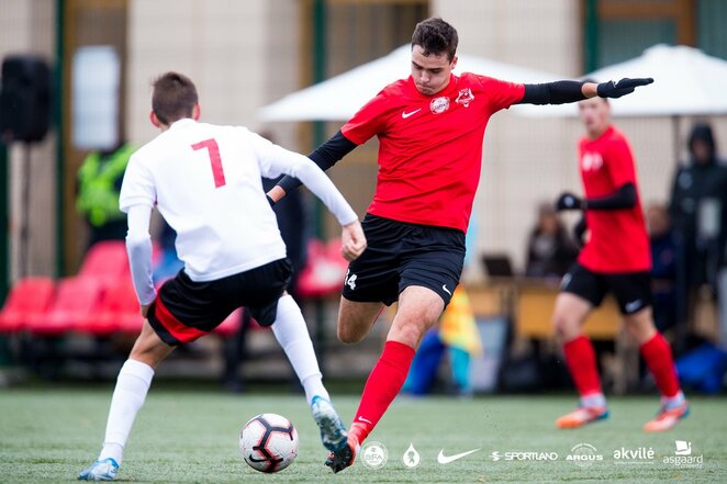 „FK Vilniaus“ ir „Atmosferos“ rungtynės | Elvio Žaldario nuotr. „FK Vilniaus“ ir „Atmosferos“ rungtynės | Elvio Žaldario nuotr.