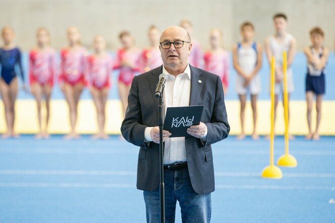 Kaune duris atvėrė Prezidento Valdo Adamkaus lengvosios atletikos maniežas | Teodoro Biliūno / BNS foto nuotr.