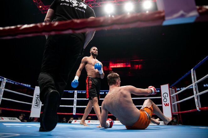 Henrikas Vikšraitis ir Chico Kwasi  | Žygimanto Gedvilos / BNS foto nuotr. Henrikas Vikšraitis ir Chico Kwasi  | Žygimanto Gedvilos / BNS foto nuotr.