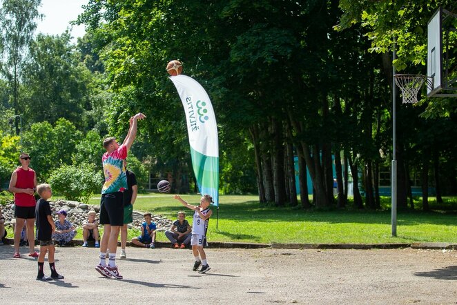 Eimantas Bendžius apsilankė SKM stovykloje | M.Baranausko nuotr.