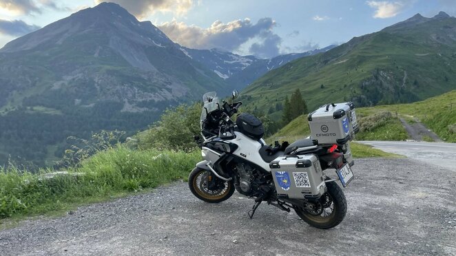 A.Bubinas per 109 su puse valandos apvažiavo Ukrainos kontūrą Europoje | asmeninio archyvo nuotr. A.Bubinas per 109 su puse valandos apvažiavo Ukrainos kontūrą Europoje | asmeninio archyvo nuotr.