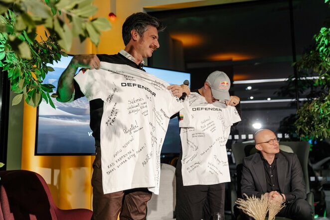  „Defender“ komanda ir Lietuvos ekipažai taikosi į ralio viršūnę | Organizatorių nuotr.